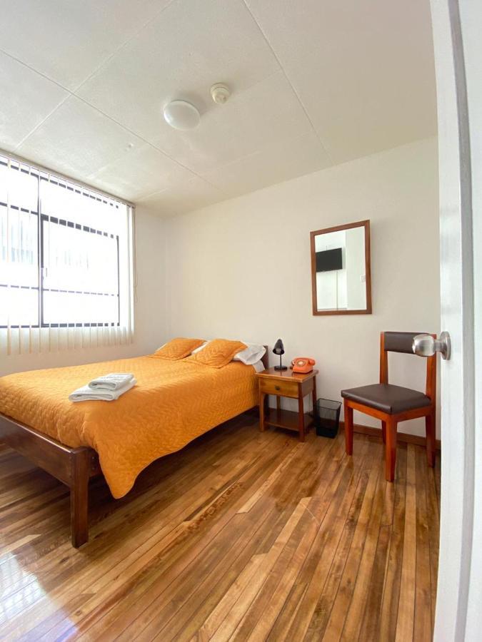 Hotel 9 De Octubre Quito Luaran gambar