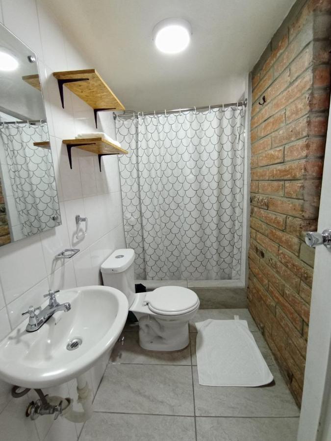 Hotel 9 De Octubre Quito Luaran gambar
