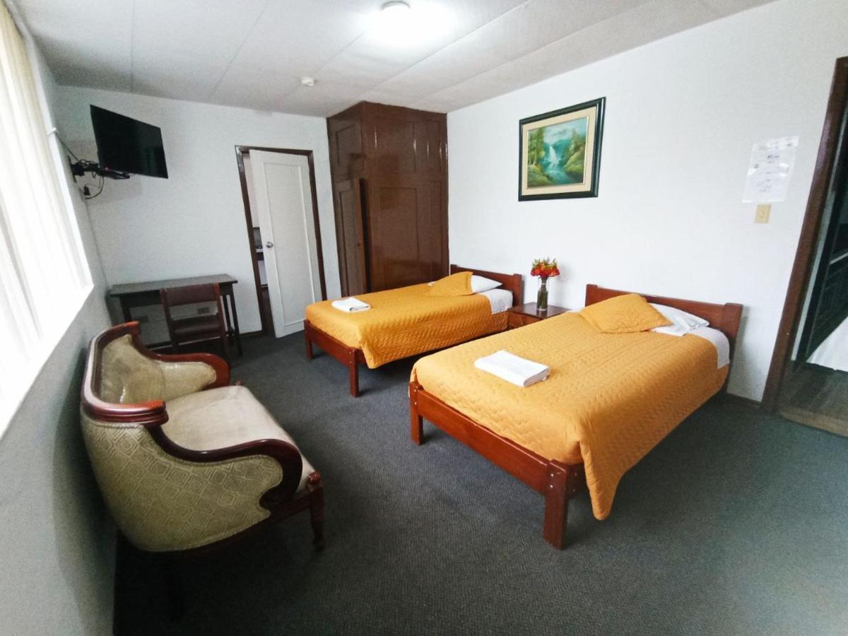 Hotel 9 De Octubre Quito Luaran gambar